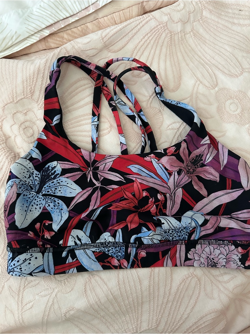 Lululemon floral energy bra size 6